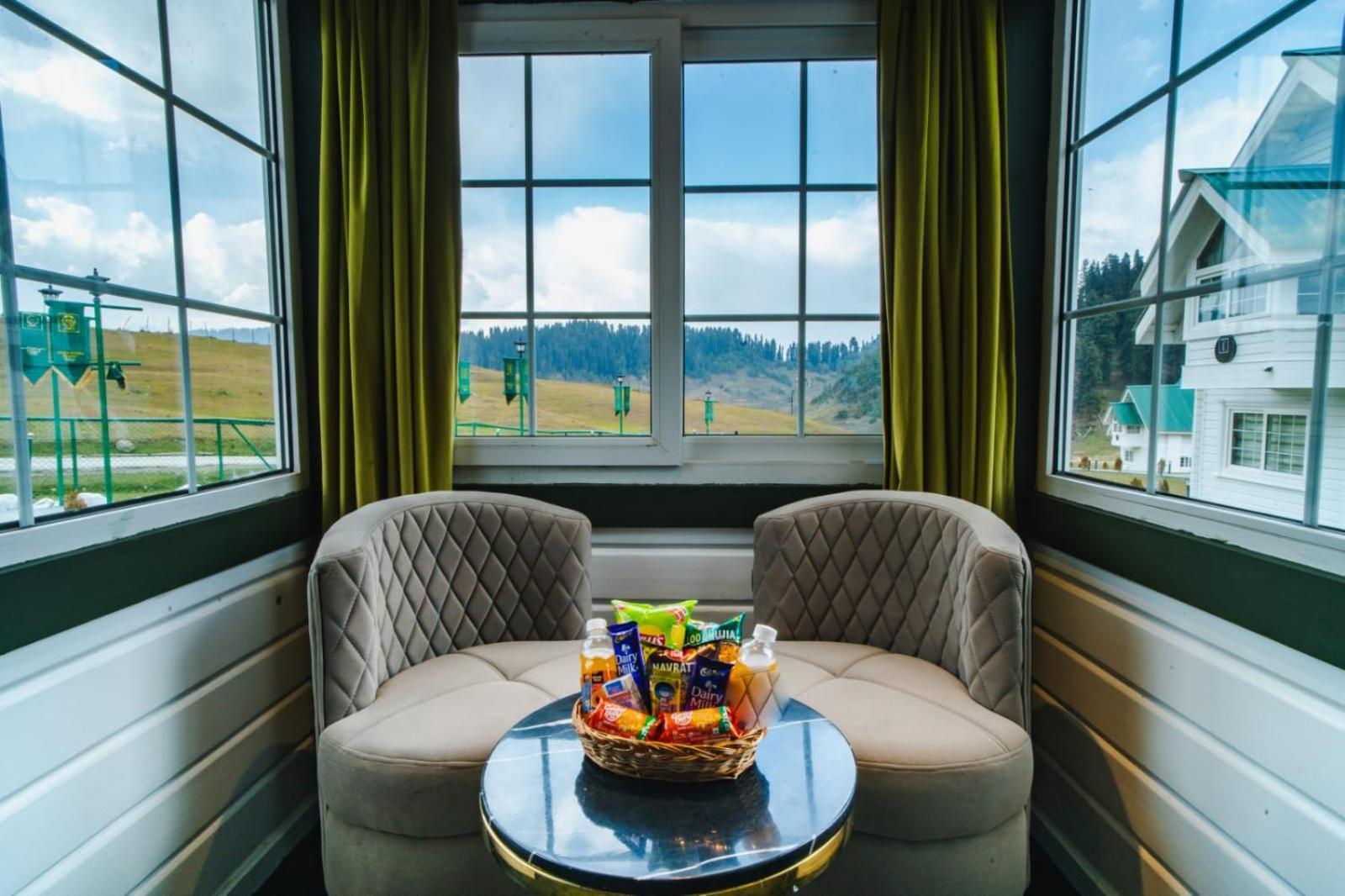 Green Rooms Resort Gulmarg Kültér fotó