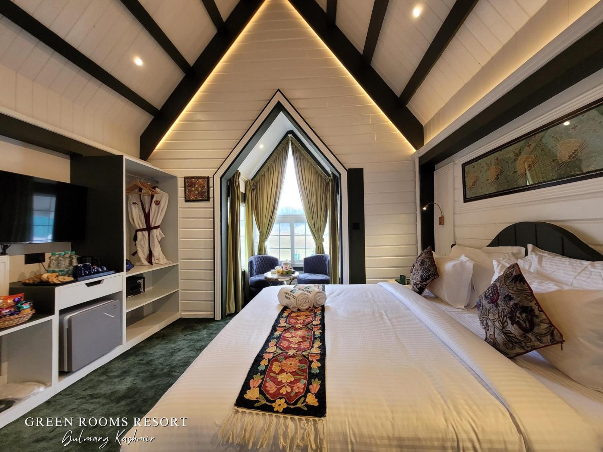 Green Rooms Resort Gulmarg Kültér fotó