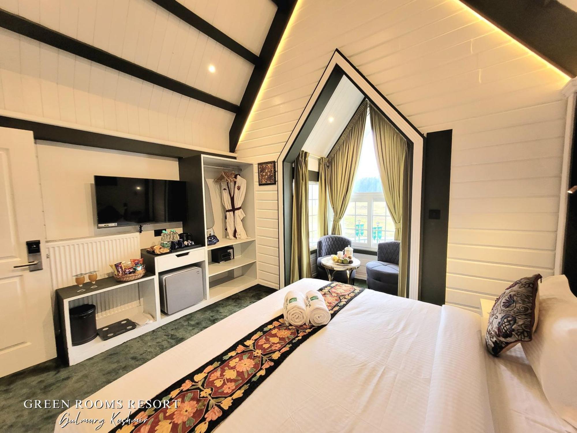 Green Rooms Resort Gulmarg Kültér fotó